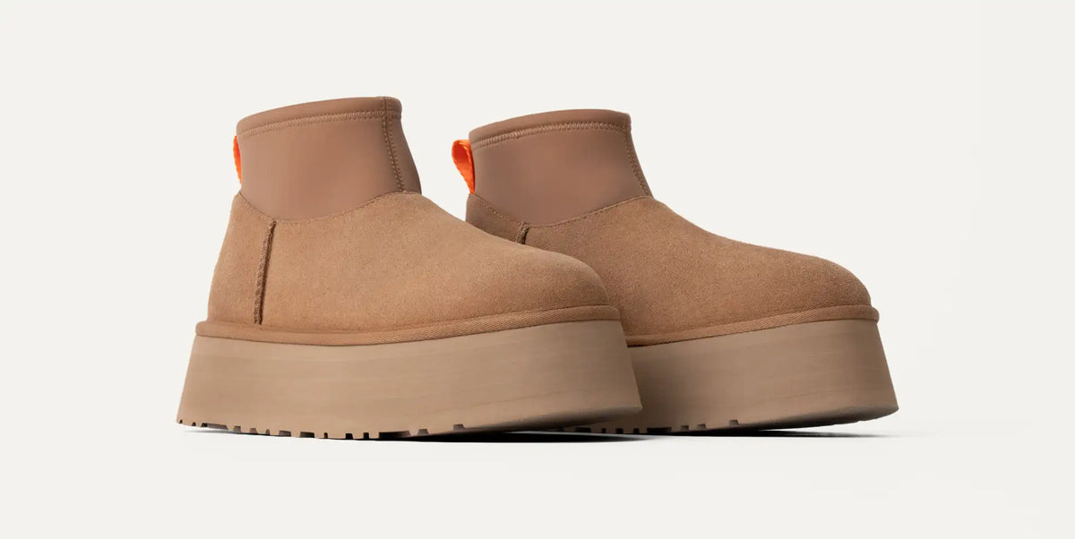 UGG Women's Classic Mini Dipper Boot