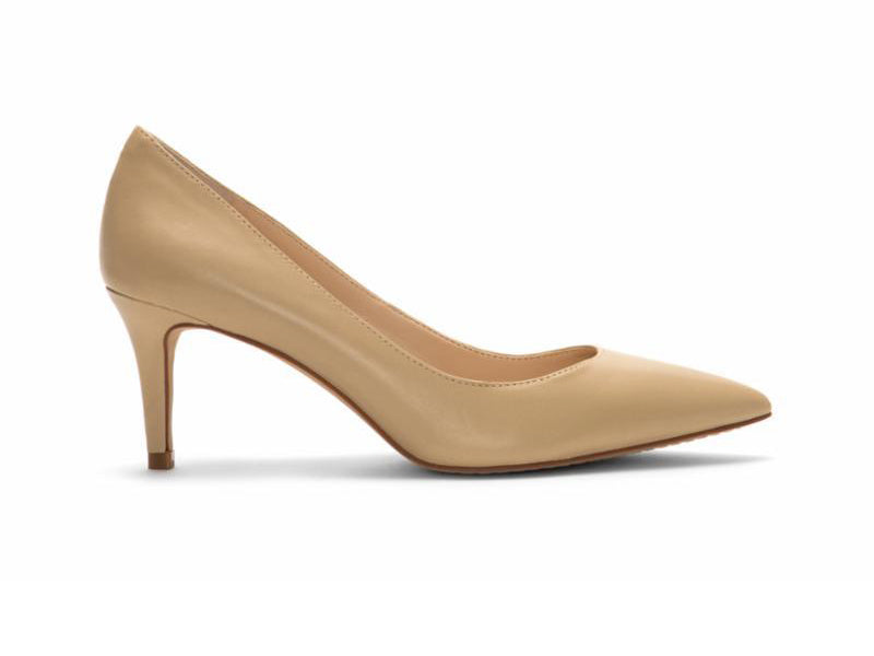 Vince camuto store sarritah pump